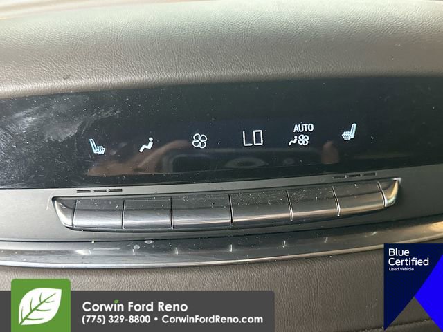 Used 2022 Cadillac Escalade Premium Luxury AWD/4WD image 30