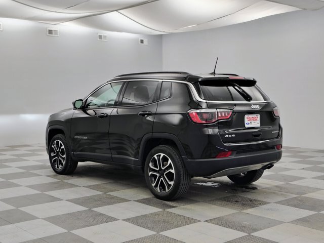 Used 2022 Jeep Compass Limited AWD/4WD image 7