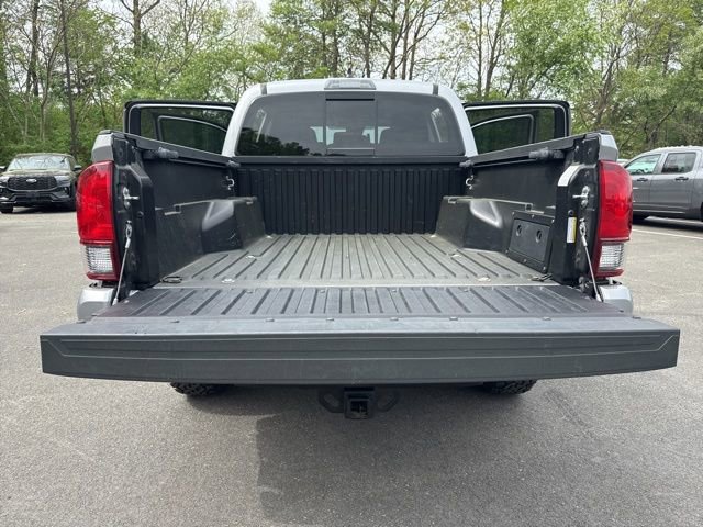 Used 2021 Toyota Tacoma SR5 w/ Technology Package AWD/4WD image 26