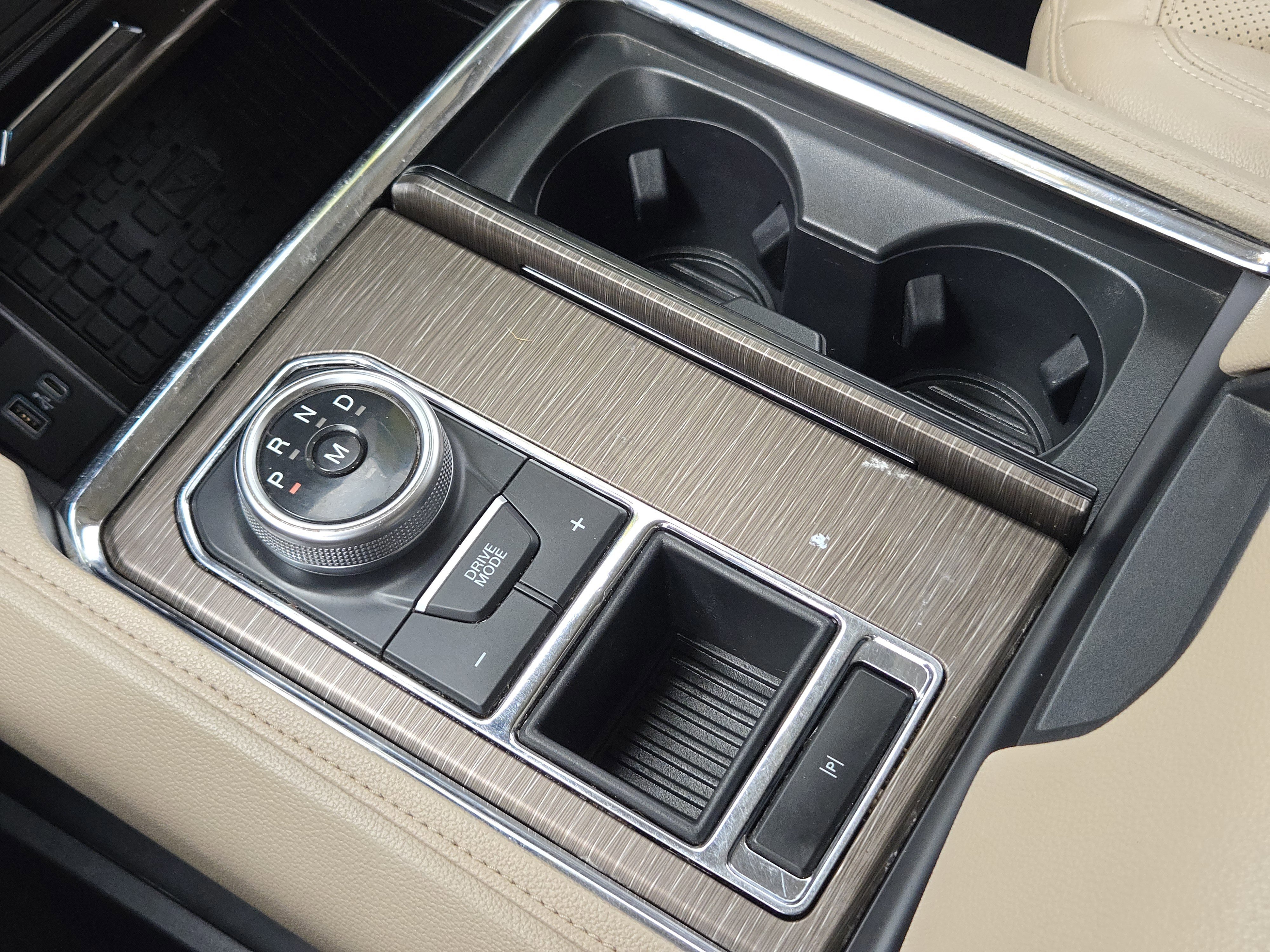 Certified 2022 Ford Expedition Limited image 20