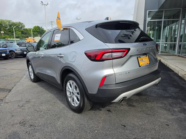 Certified 2023 Ford Escape Active AWD/4WD image 5