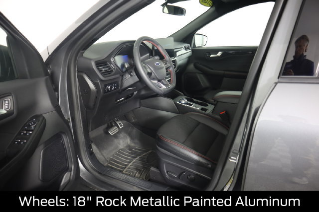 Certified 2024 Ford Escape ST-Line w/ Tech Pack #1 AWD/4WD image 32