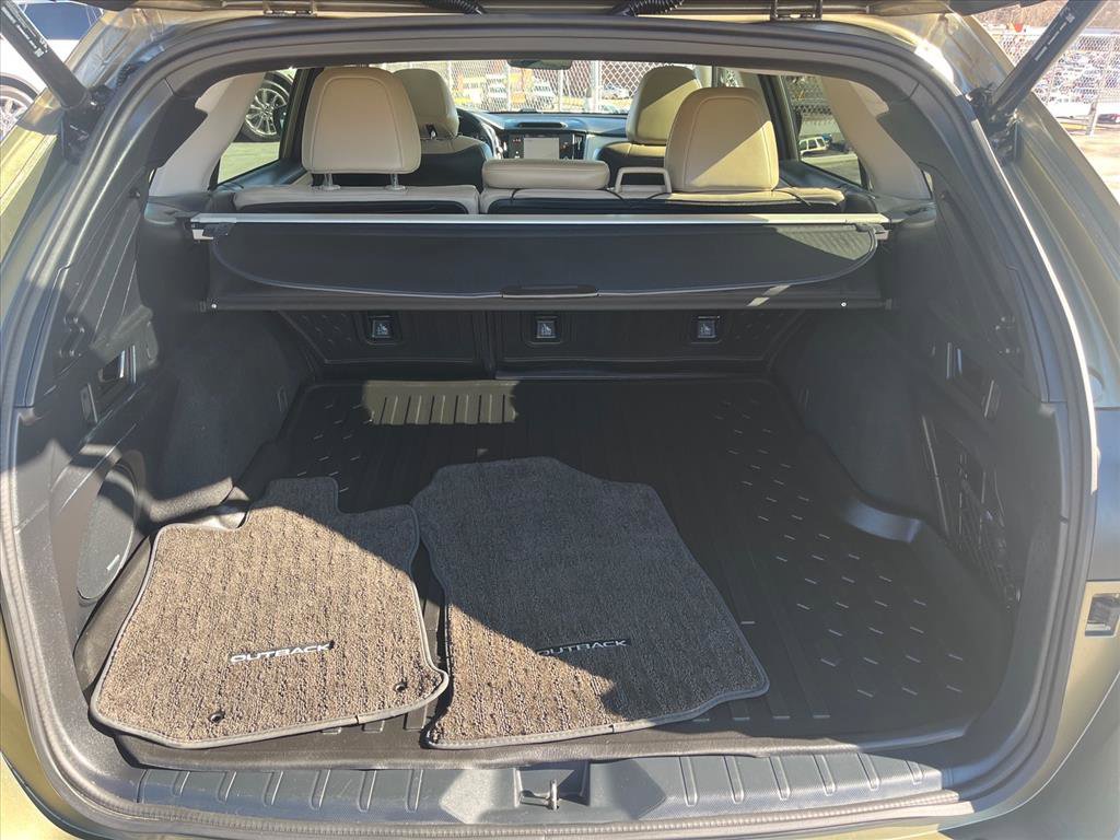 Used 2023 Subaru Outback Limited w/ Popular Package #2 image 20