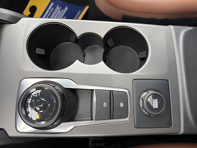Certified 2025 Ford Bronco Sport Outer Banks w/ Outer Banks Tech Package+ AWD/4WD image 27