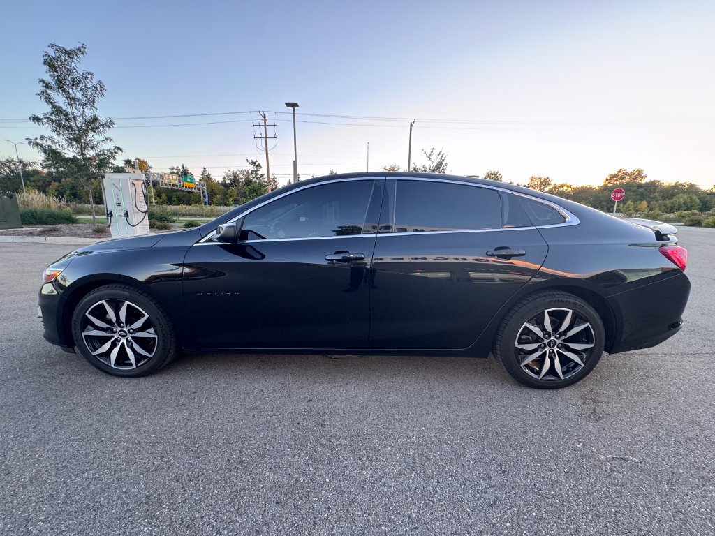 Used 2021 Chevrolet Malibu RS FWD image 8