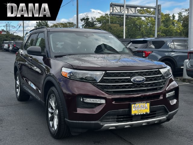 Certified 2022 Ford Explorer XLT w/ Equipment Group 202A