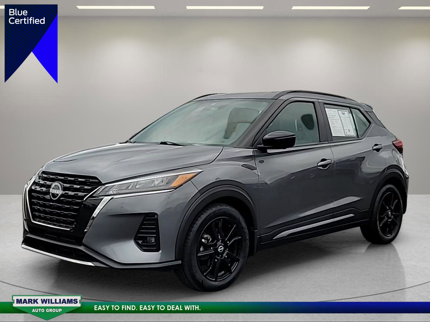 Used 2022 Nissan Kicks SR w/ Premium Package image 1