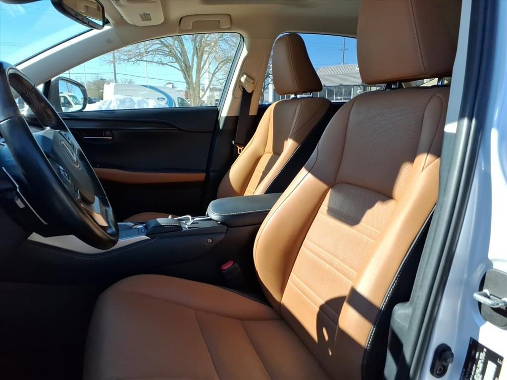 Used 2020 Lexus NX 300h 300h w/ Comfort Package image 12