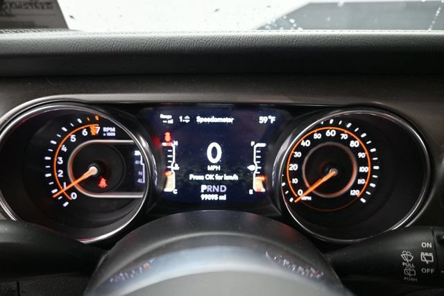 Used 2019 Jeep Wrangler Unlimited Sahara w/ Cold Weather Group AWD/4WD image 10