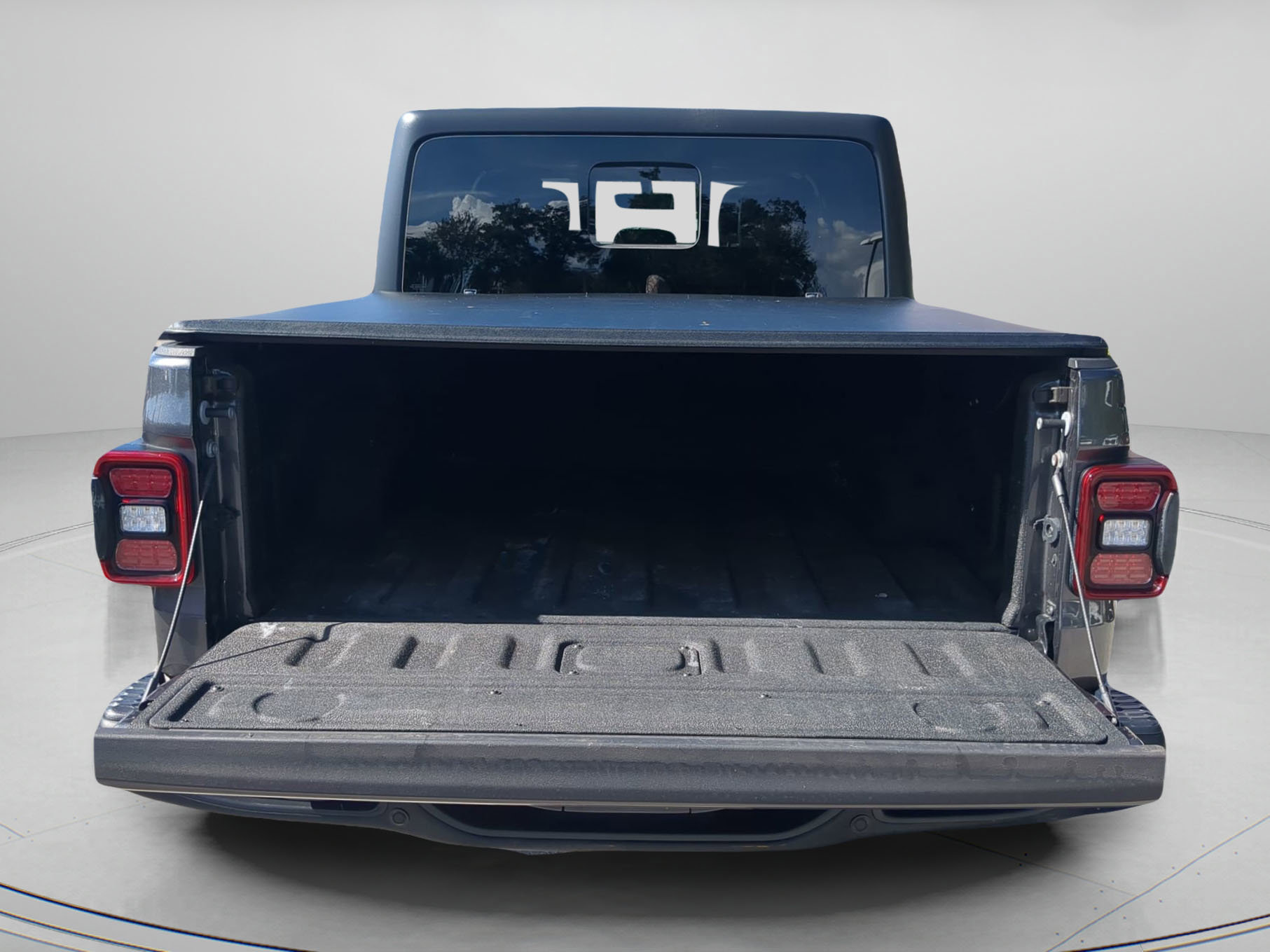 Used 2021 Jeep Gladiator Sport image 38