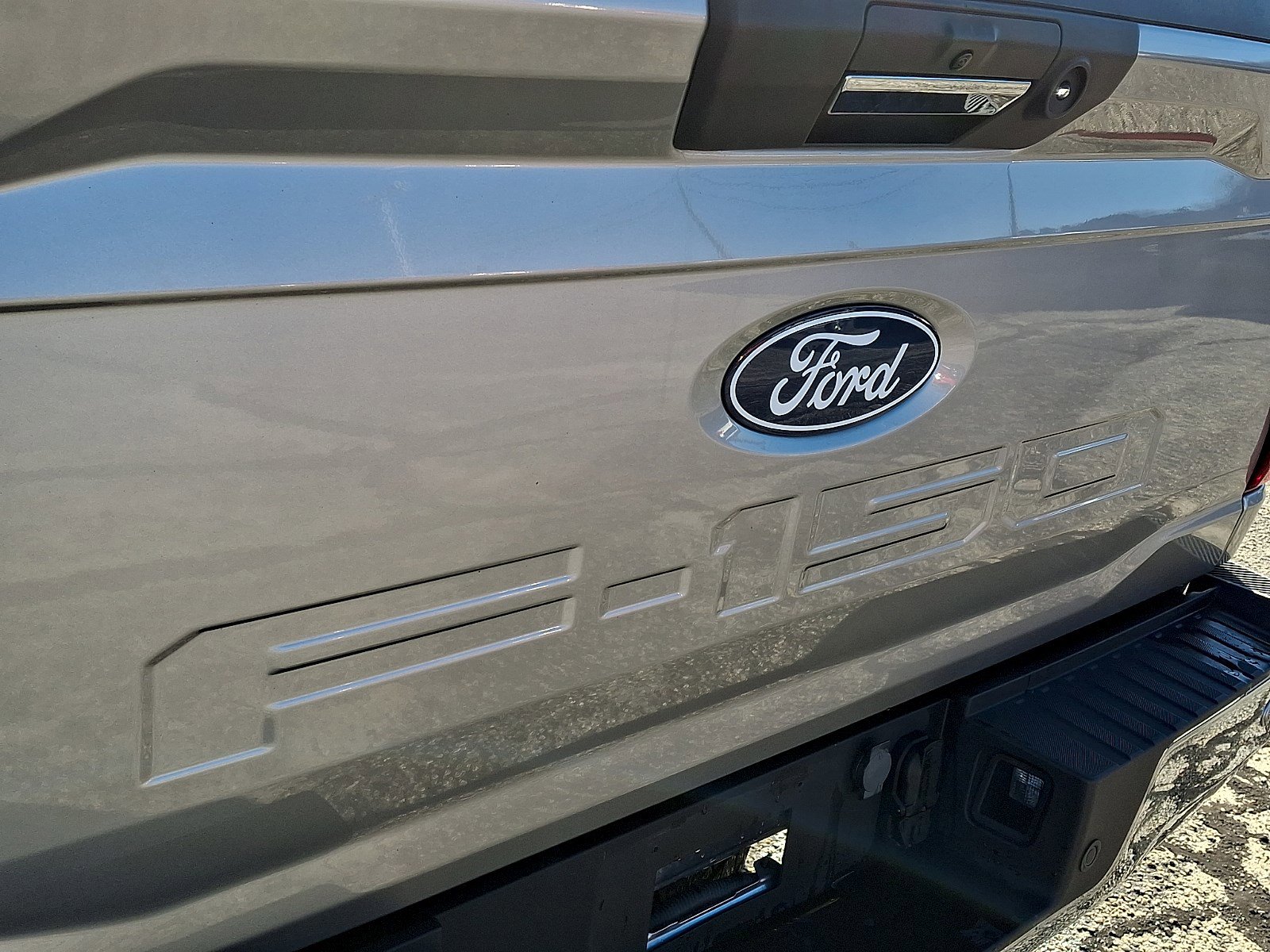 Certified 2024 Ford F150 XLT w/ Mobile Office Package image 30