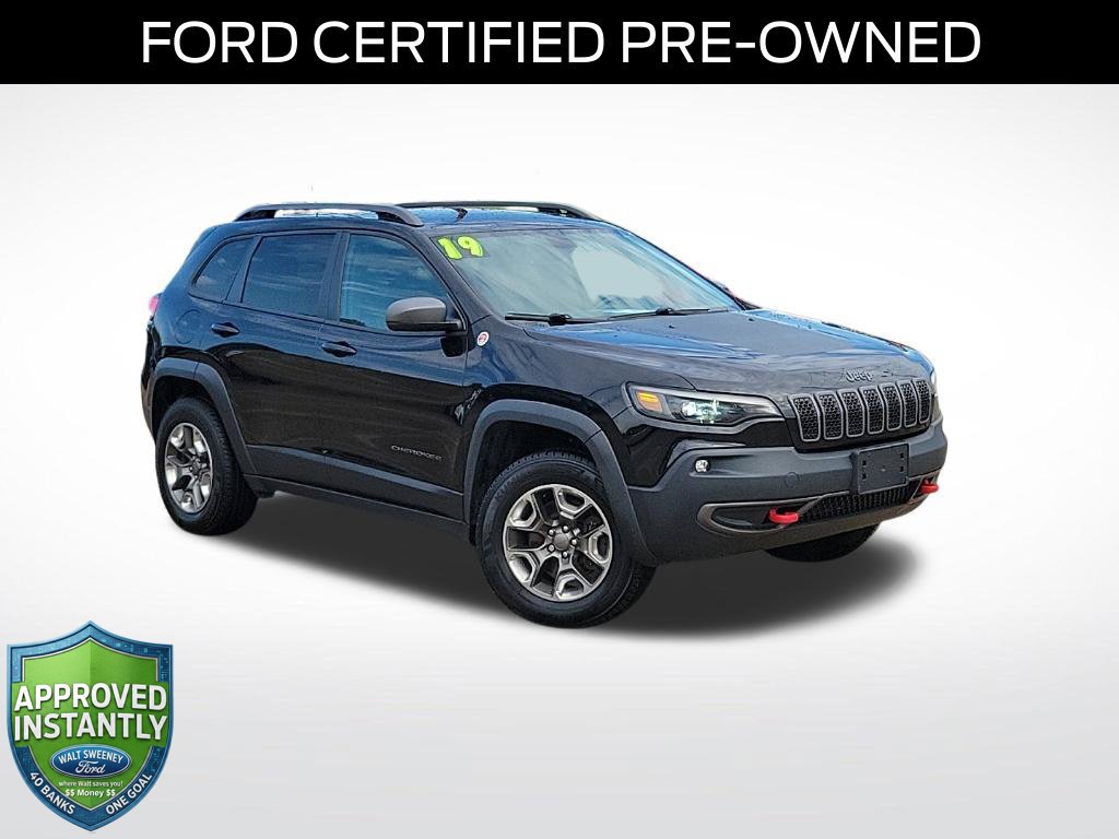 Used 2019 Jeep Cherokee Trailhawk w/ Comfort/Convenience Group