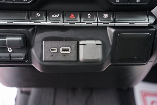 Used 2019 Chevrolet Silverado 1500 LT w/ All-Star Edition image 17