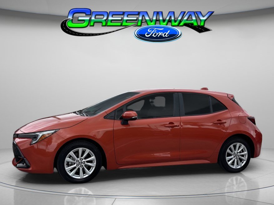 Used 2023 Toyota Corolla SE w/ SE Premium Package