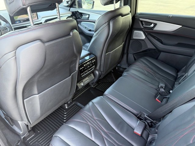 Used 2025 Acura MDX A-Spec image 23
