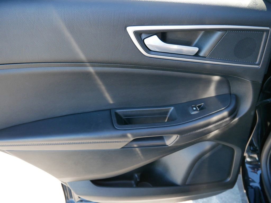 Certified 2023 Ford Edge SEL image 13