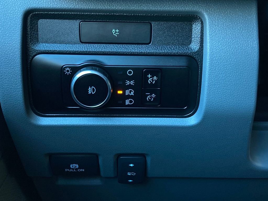 Certified 2023 Ford F450 XLT w/ XLT Value Package image 25