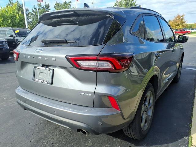 Certified 2024 Ford Escape ST-Line w/ Tech Pack #1 AWD/4WD image 4