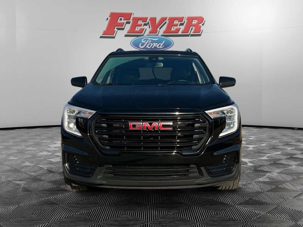 Used 2022 GMC Terrain SLE w/ Driver Convenience Package image 8