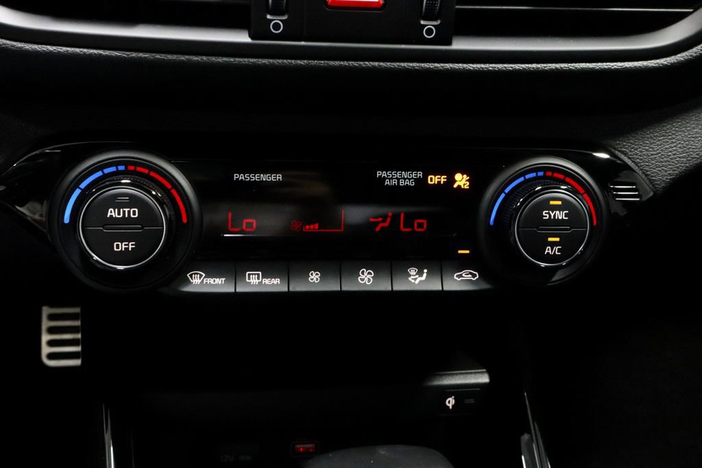 Used 2023 Kia Forte GT-Line w/ GT-Line Premium Package FWD image 30