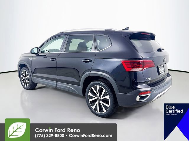 Used 2023 Volkswagen Taos SE w/ Panoramic Sunroof Package image 4