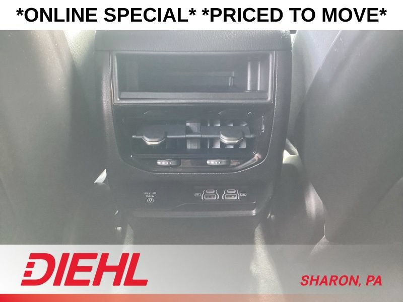 Used 2022 Jeep Grand Cherokee Laredo w/ Luxury Tech Group I AWD/4WD image 19