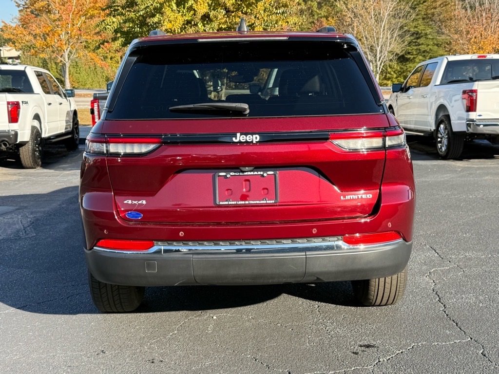 Used 2024 Jeep Grand Cherokee Limited image 5
