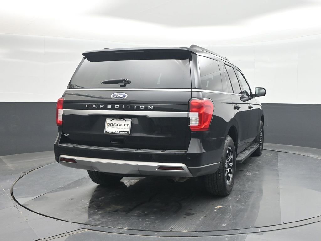 Certified 2024 Ford Expedition XLT RWD image 25