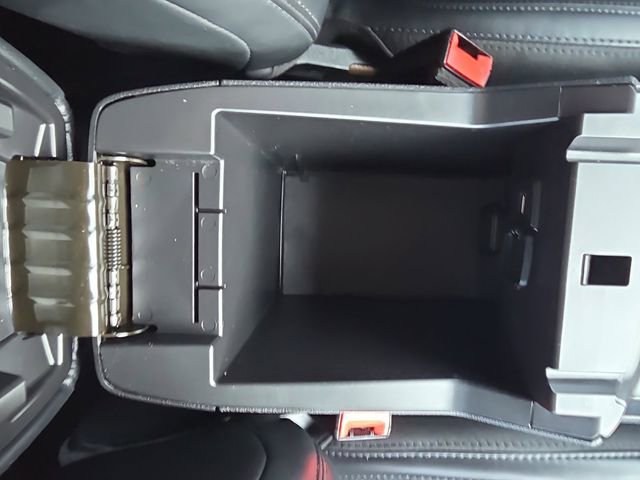 Certified 2019 Ford Explorer XLT w/ Equipment Group 202A AWD/4WD image 27