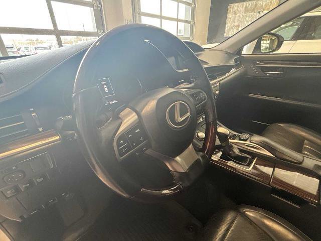 Used 2017 Lexus ES 350 image 9
