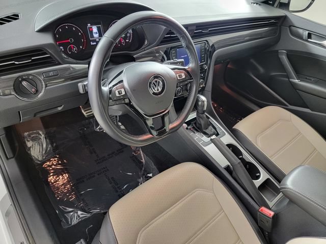 Used 2021 Volkswagen Passat 2.0T R-Line FWD image 12
