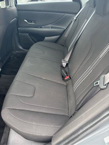 Used 2024 Hyundai Elantra SEL FWD image 14