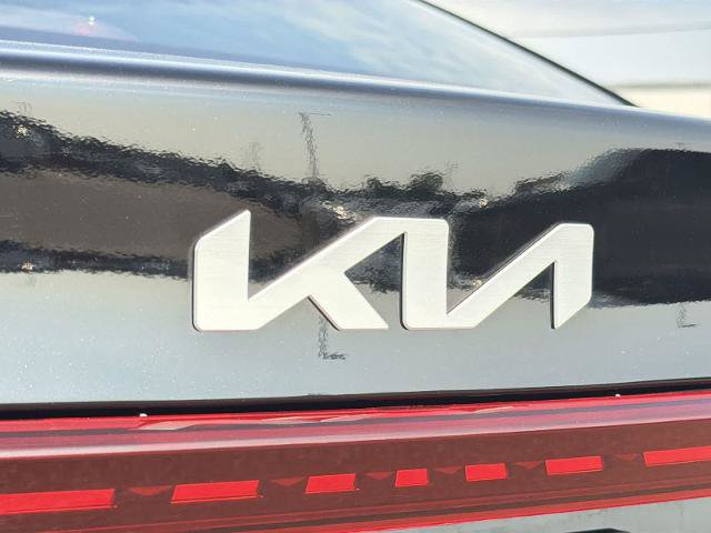 Used 2024 Kia Forte LXS FWD image 13