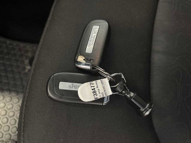 Used 2021 Jeep Renegade Trailhawk image 36