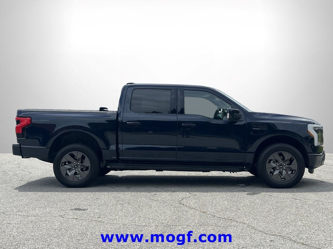 Certified 2023 Ford F150 Lightning Lariat w/ Equipment Group 511A High AWD/4WD image 28