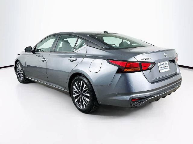 Used 2024 Nissan Altima 2.5 SV FWD image 4