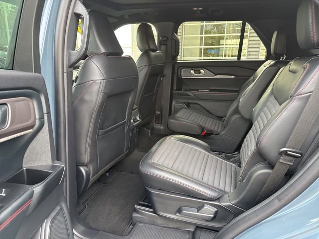 Certified 2025 Ford Explorer ST-Line AWD/4WD image 21
