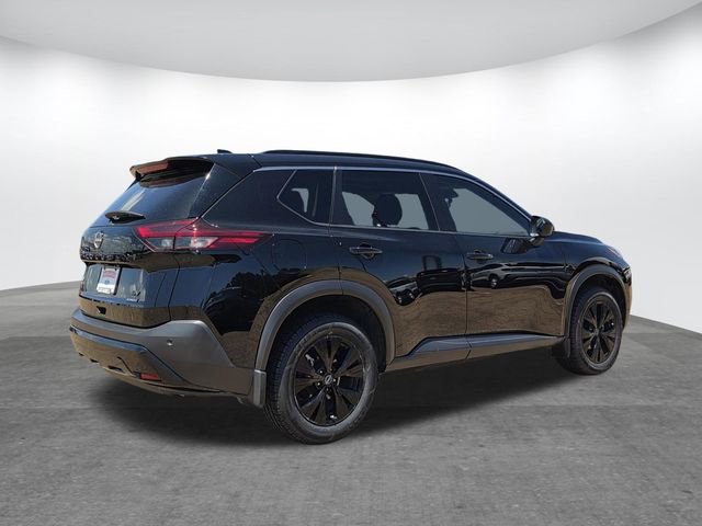 Used 2023 Nissan Rogue SV w/ SV Premium B Package FWD image 4