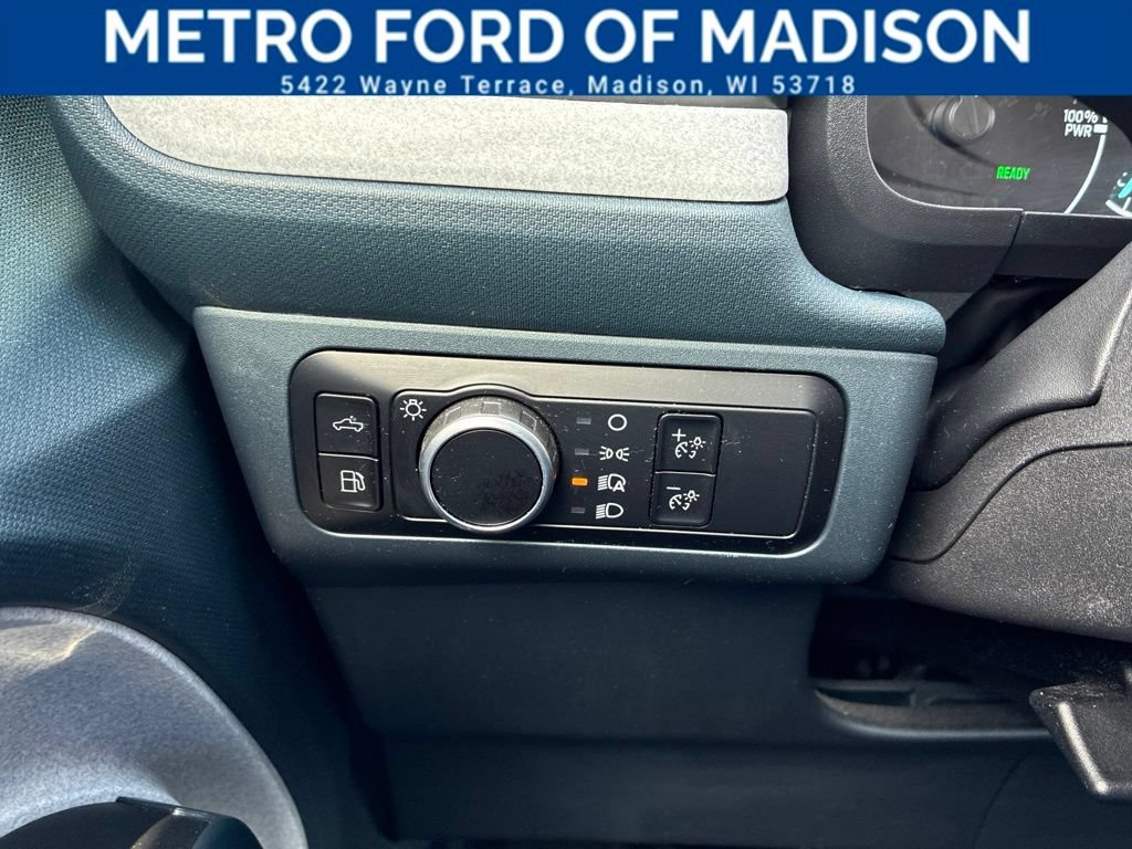 Certified 2024 Ford Maverick XLT w/ XLT Luxury Package FWD image 35