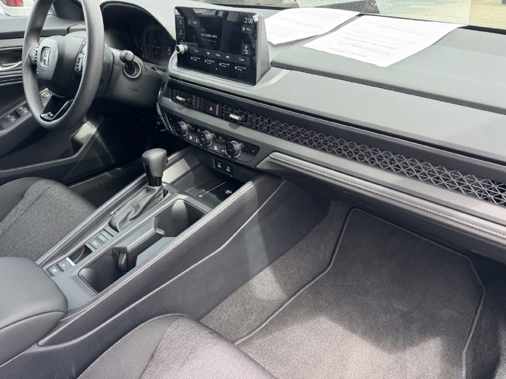 Used 2026 Honda Accord SE image 7