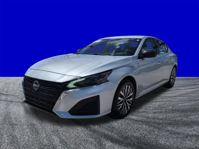Used 2024 Nissan Altima 2.5 SV FWD image 8