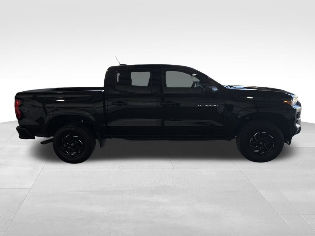 Used 2025 Chevrolet Colorado W/T image 7