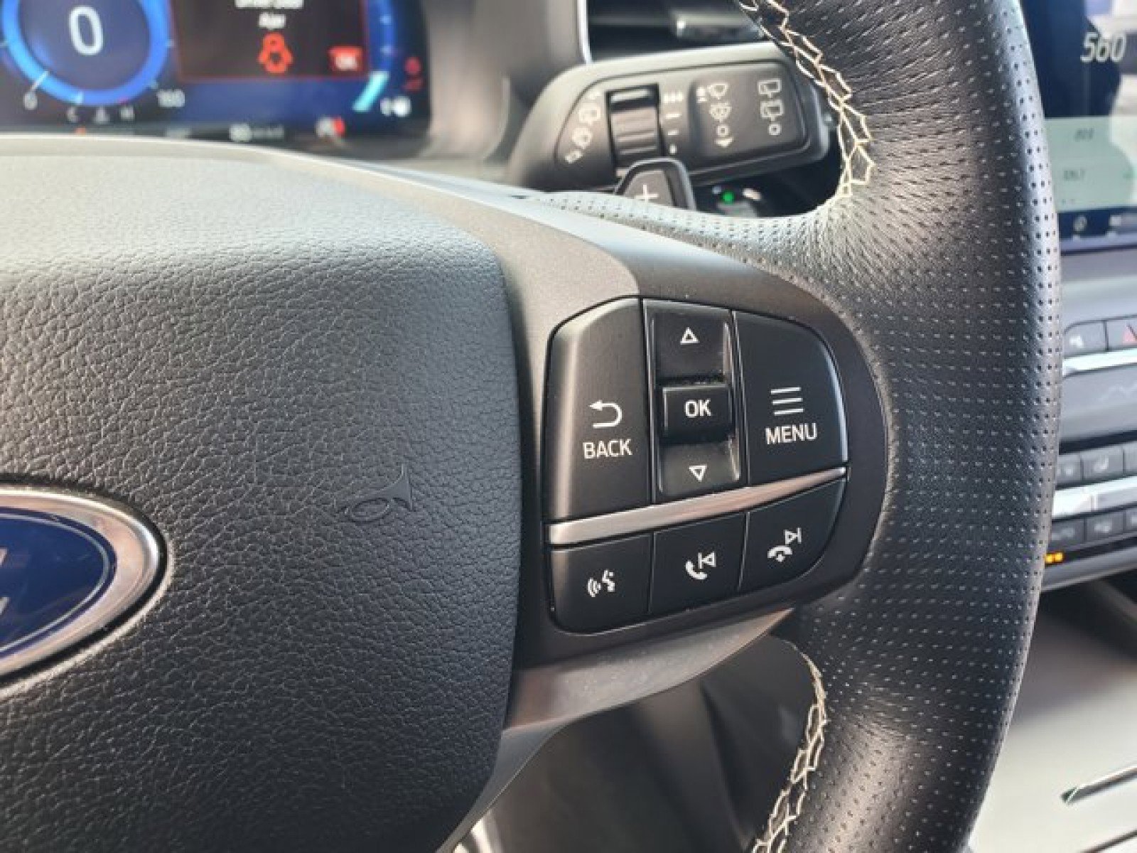 Certified 2020 Ford Explorer ST w/ Premium Technology Package image 19