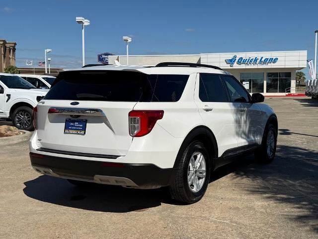 Certified 2022 Ford Explorer XLT w/ Equipment Group 202A image 5