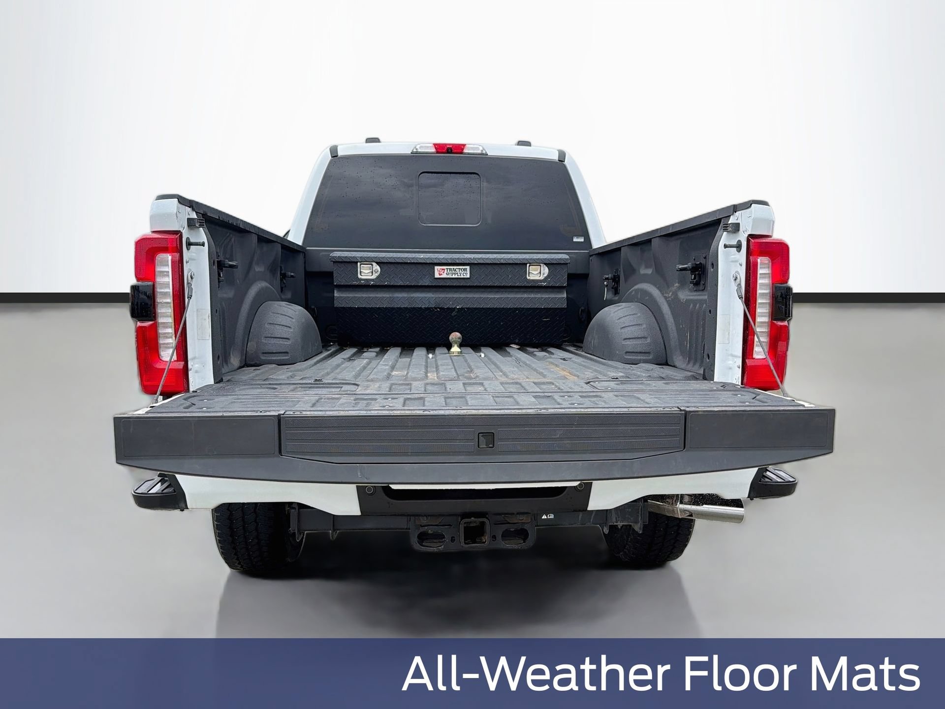 Certified 2023 Ford F250 Lariat w/ Lariat Ultimate Package AWD/4WD image 32
