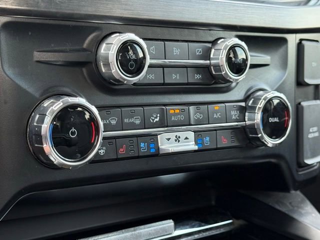 Certified 2024 Ford F350 Lariat w/ Lariat Ultimate Package AWD/4WD image 16