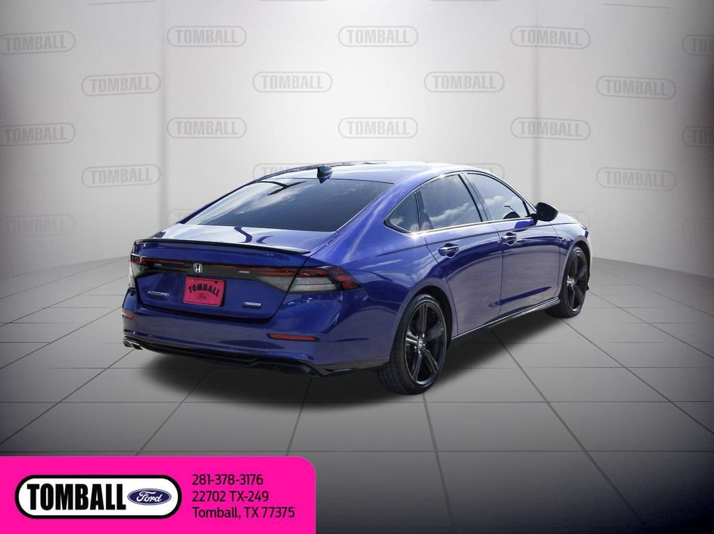 Used 2025 Honda Accord Sport image 8
