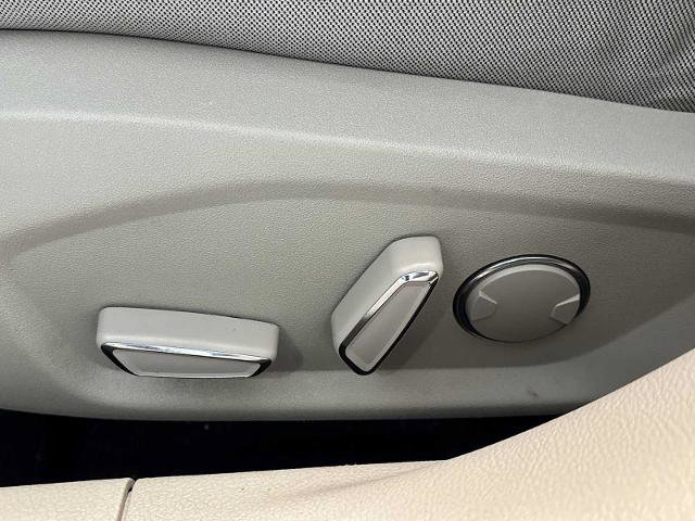 Certified 2020 Ford Fusion SE AWD/4WD image 34