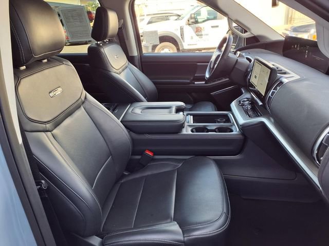 Certified 2025 Ford Expedition Max Platinum image 23