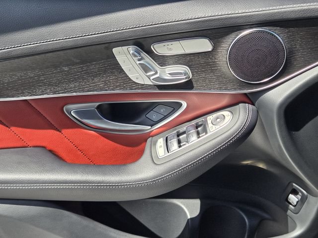 Used 2023 Mercedes-Benz GLC 300 4MATIC Coupe image 22